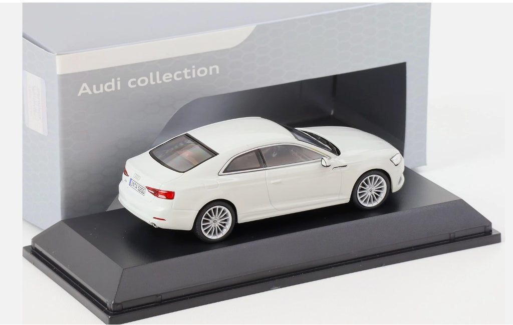Audi A5 Coupé - Audi 5011605431