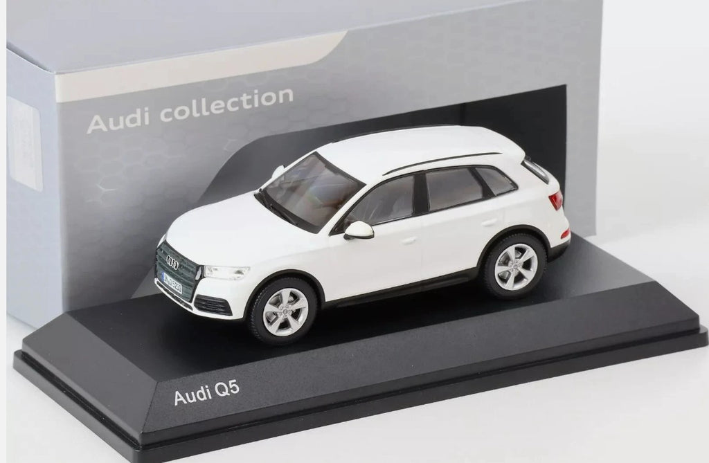 Audi Q5 - Audi 5011605631