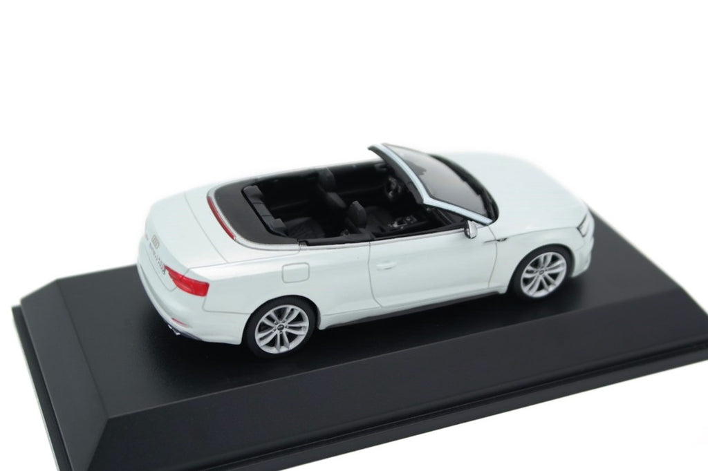 Audi S5 Cabriolet 2016 - Audi 5011615331