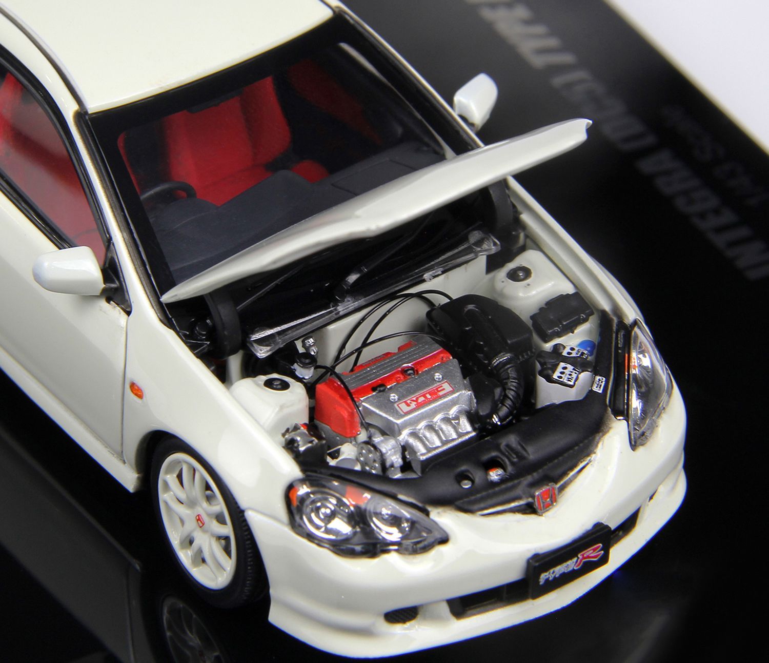 Honda Integra Type R DC5 - LCD