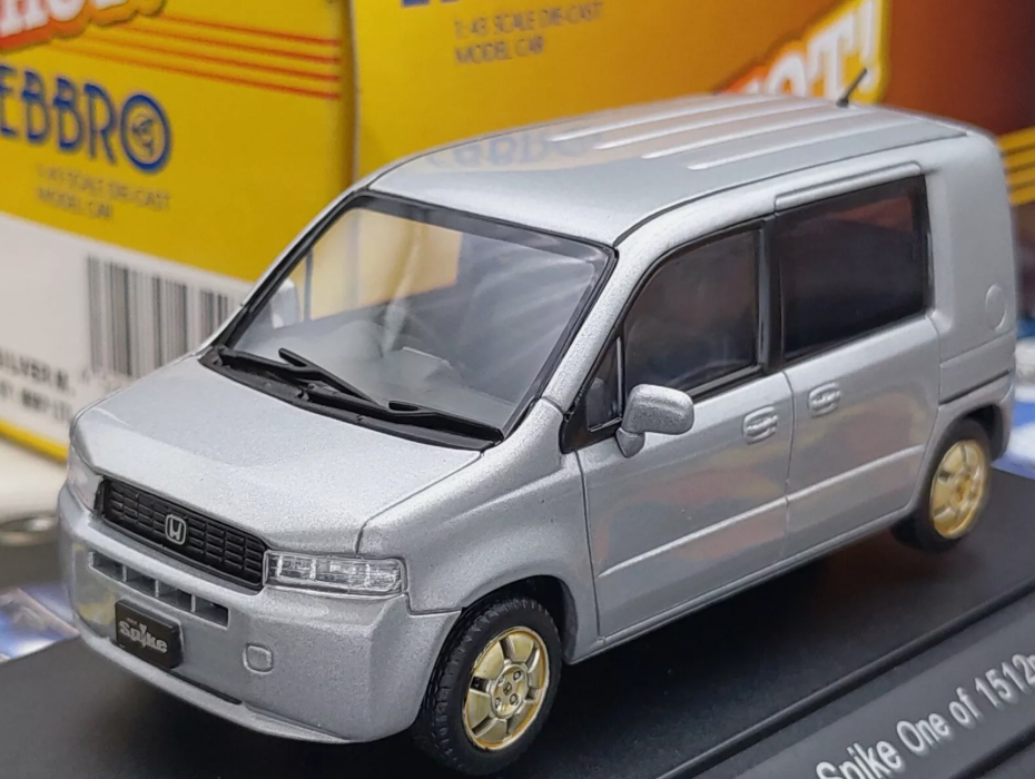Honda Mobilio Spike - Ebbro