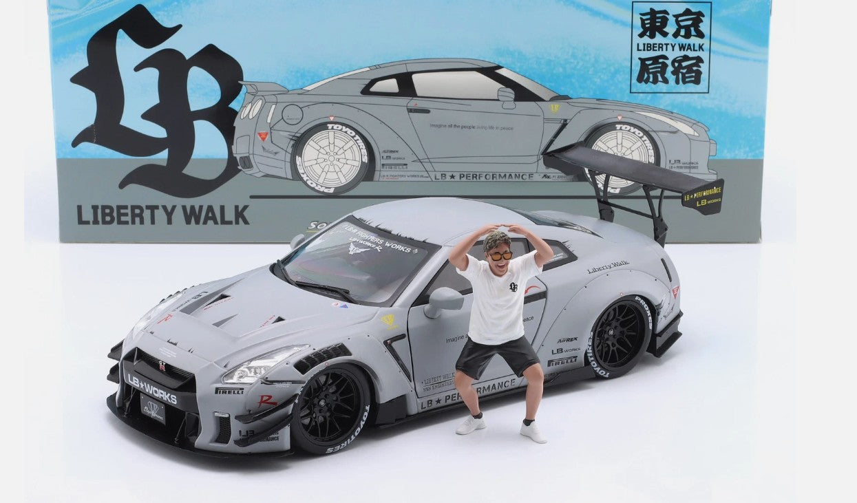 Nissan Skyline GT R R35 Liberty Walk Body Kit + Figurine - Solido