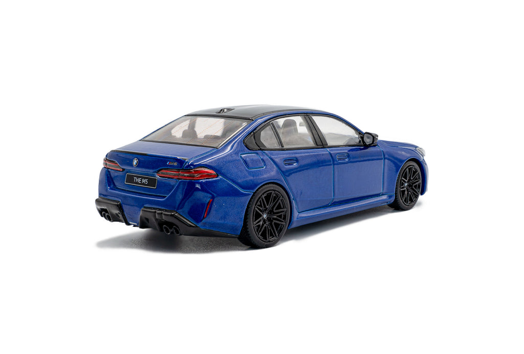 BMW M5 Sedan - Solido
