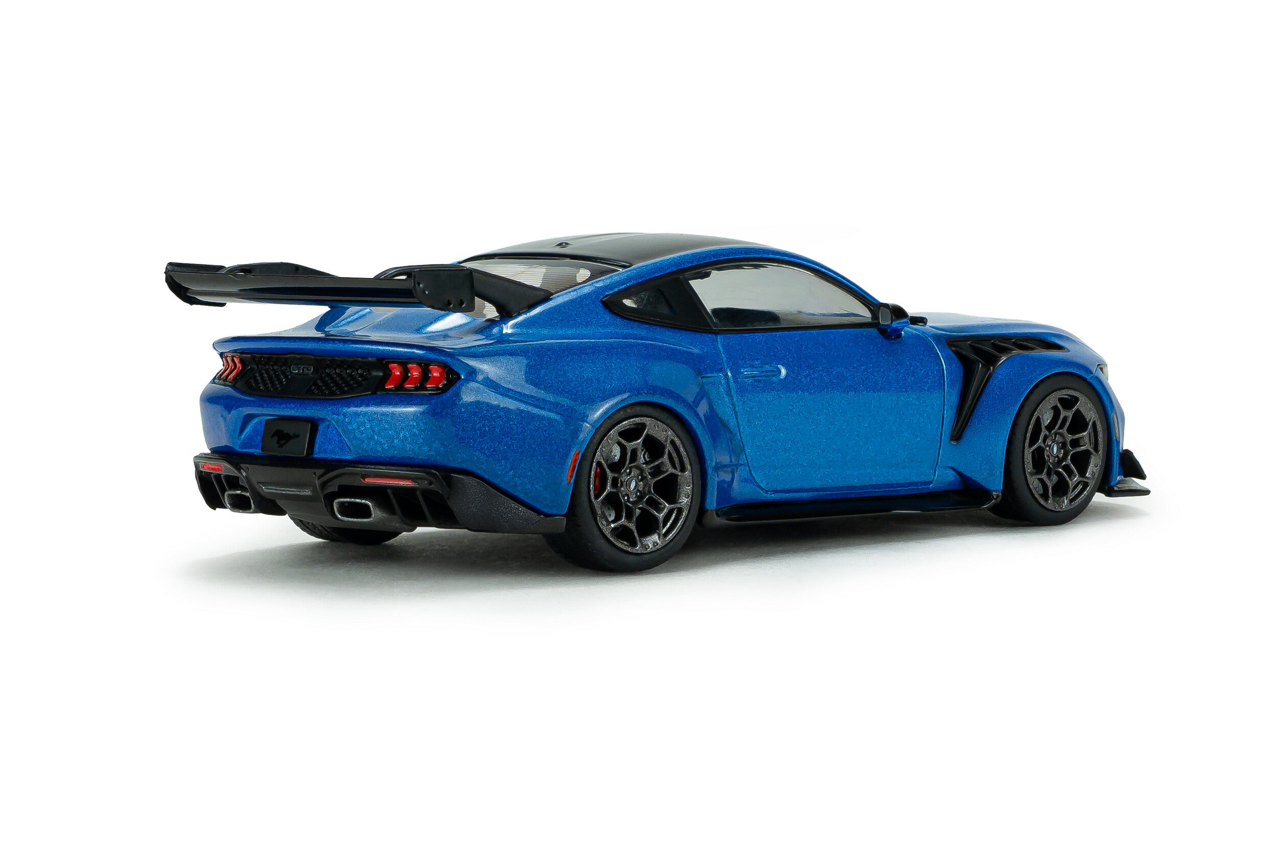 Ford Mustang GTD - Solido