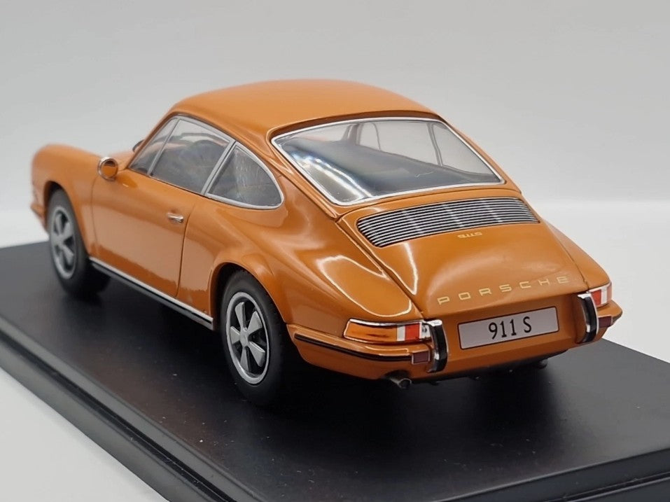 Porsche 911 S - White Box