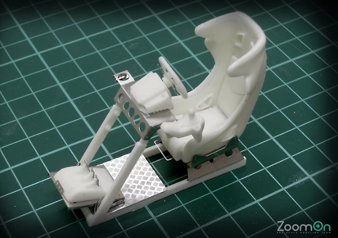 Game POD GT2 & Logitech G27 - Zoom On